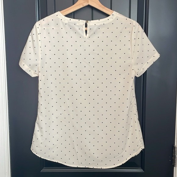 Merona cream + black Polk dot short sleeve blouse - Picture 2 of 5